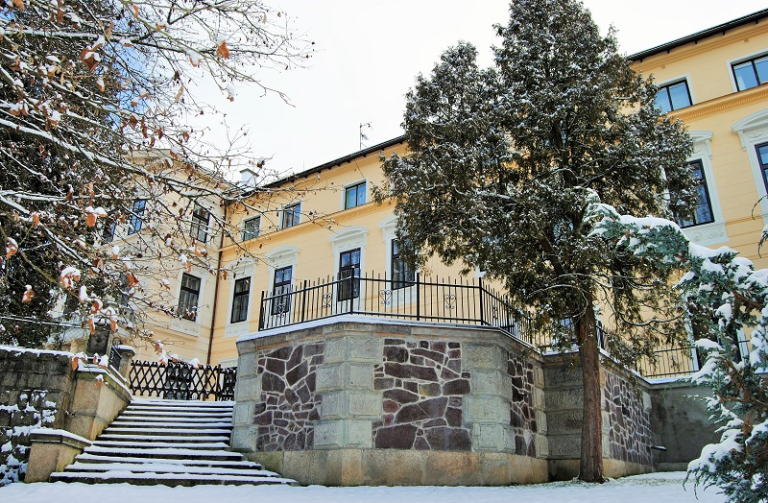 domov důchodců Český Dub - zima